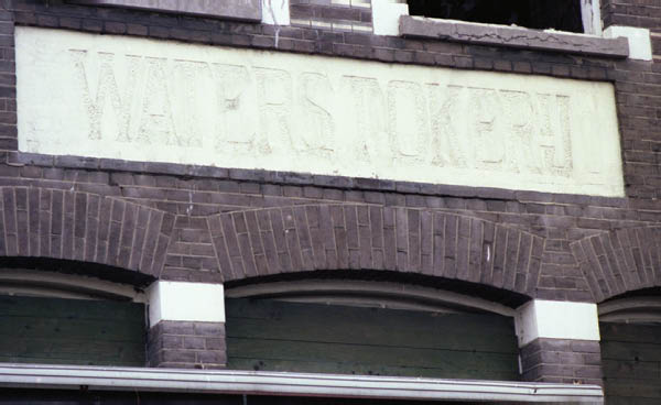 Zwaanshals 161 of daar in de buurt foto 1