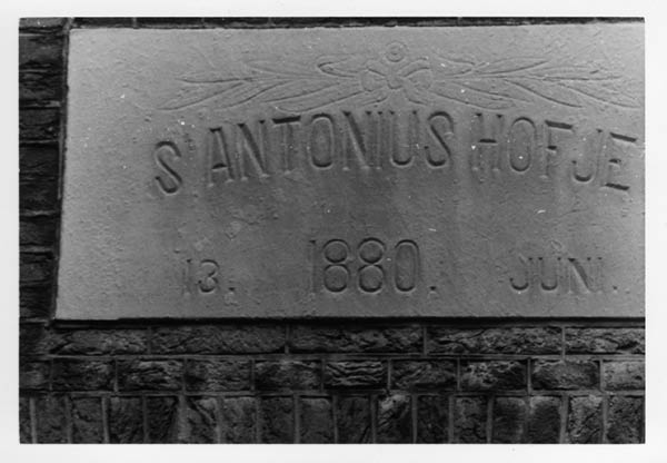 Sint Antoniushofje Isaac Hubertstraaat