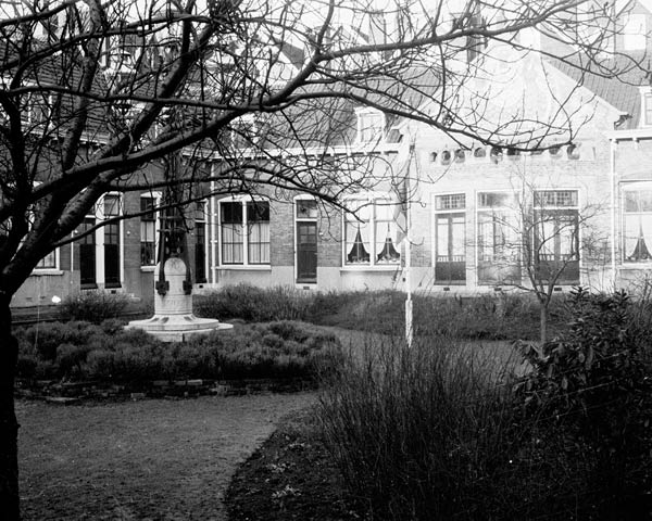 Vijverhofstraat 1968 1e foto