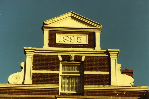 Blommersdijkselaan nummer onbekend geveltop 1895