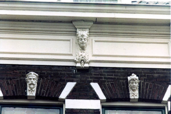 Snellemanstraat 85 of daar in de buurt foto 2